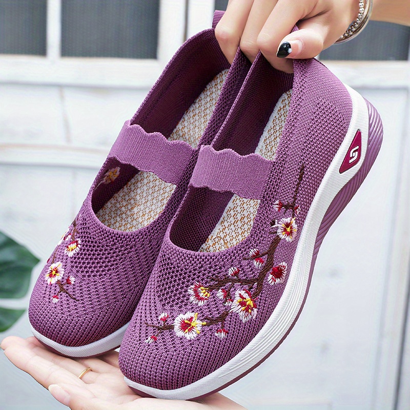 womens knitted flat shoes comfy floral embroidered slip on shoes outdoor casual comfy shoes details 6